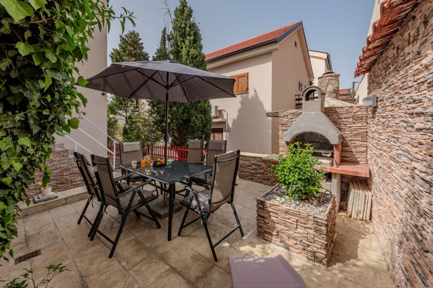 Apartments Mil - 30 M From Beach Ribarica Exteriör bild